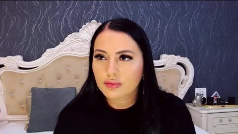 Snapshot of laurenjenssen chatting on September 9, 2:16 pm Laura online show from September 9, 2:16 pm