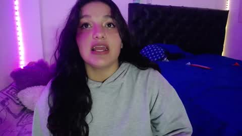 Snapshot of laurenkenner28_ chatting on September 9, 7:13 pm laurenkenner28_ online show from September 9, 7:13 pm