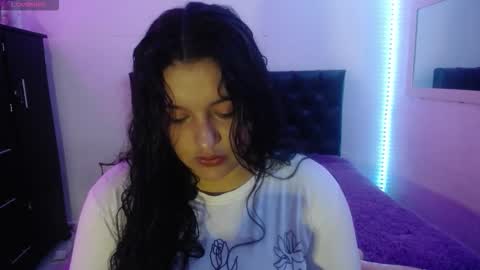 Snapshot of laurenkenner28_ chatting on October 6, 7:00 pm laurenkenner28_ online show from October 6, 7:00 pm