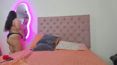 laurenlaine online show from March 8, 4:17 pm