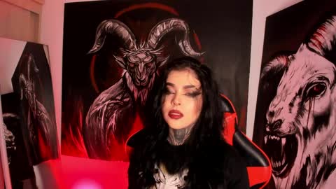  LAUREN INDEPENDENT MODEL HELP ME REACH 100 LIKES PLS  online show from April 24, 10:23 pm