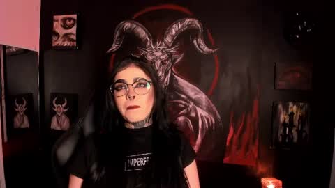 Snapshot of laurenrousexx chatting on June 14, 2:24 am LAUREN INDEPENDENT MODEL HELP ME REACH 100 LIKES PLS online show from June 14, 2:24 am