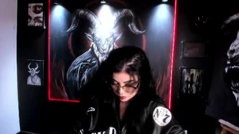 Snapshot of laurenrousexx chatting on July 23, 1:58 am LAUREN INDEPENDENT MODEL HELP ME REACH 100 LIKES PLS online show from July 23, 1:58 am