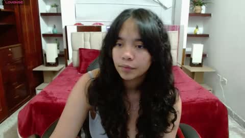 Snapshot of laurent1_ chatting on March 6, 3:02 am laurent online show from March 6, 3:02 am