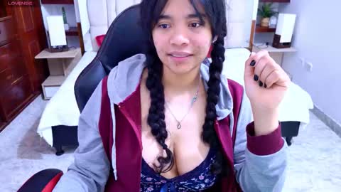 Snapshot of laurent1_ chatting on September 9, 3:06 am laurent online show from September 9, 3:06 am