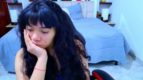 Snapshot of laurent1_ chatting on November 6, 3:07 am laurent online show from November 6, 3:07 am