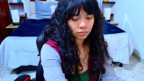 Snapshot of laurent1_ chatting on November 22, 3:16 am laurent online show from November 22, 3:16 am