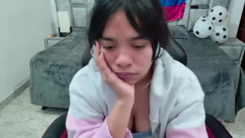 laurent online show from June 27, 3:22 am