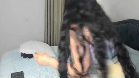 daniela angel     online show from December 22, 2:52 am