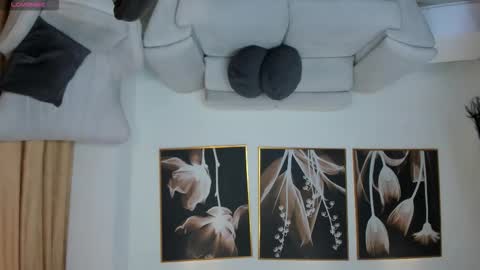 Snapshot of laurentconnor chatting on October 19, 11:27 pm Lau online show from October 19, 11:27 pm
