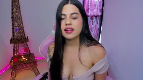 lau online show from December 6, 6:17 pm