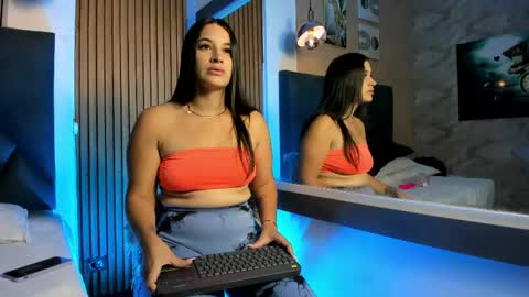 Snapshot of laurenthferrer chatting on June 7, 10:08 am laurenthferrer online show from June 7, 10:08 am
