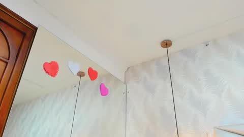 Snapshot of laurettedela_roux chatting on November 27, 10:28 am Laurent online show from November 27, 10:28 am