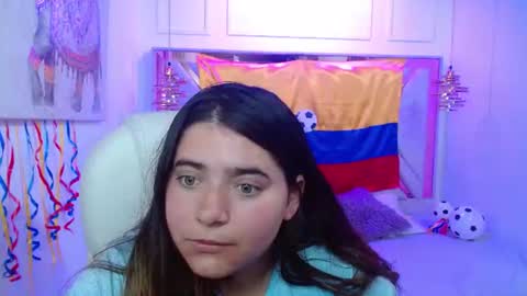 laura  online show from July 1, 7:35 pm