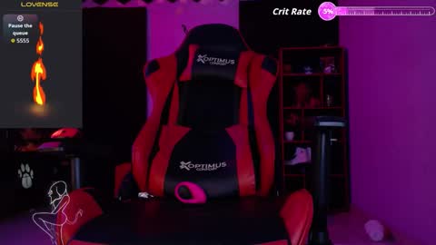 ANA LAURA online show from January 15, 9:40 pm