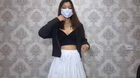 Snapshot of laurideklerk chatting on March 5, 12:12 pm Hannah online show from March 5, 12:12 pm