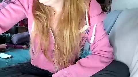 lauriehotxxx online show from February 11, 5:29 pm