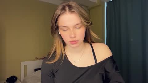 Bella online show from March 9, 11:03 am