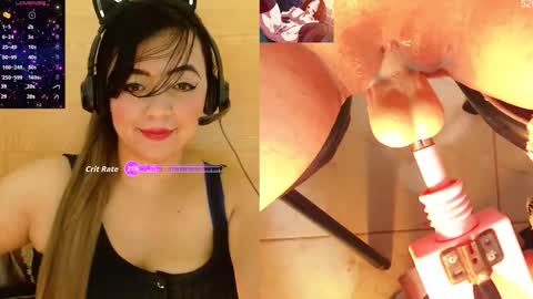 lauriss_ online show from December 22, 2:52 am