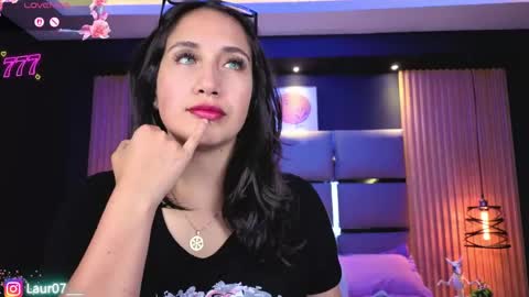 Lau Roberts online show from April 20, 3:53 am