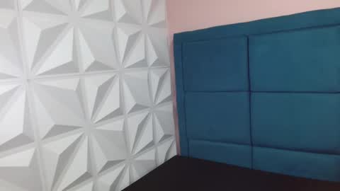 Snapshot of laurynjeffers chatting on March 10, 1:10 pm  LaurynJeffers  online show from March 10, 1:10 pm