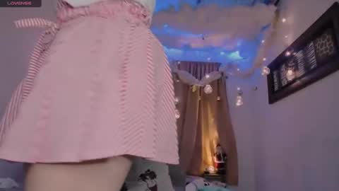 Lauu G online show from December 18, 7:36 am