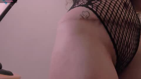 Lauu G online show from January 3, 3:49 am