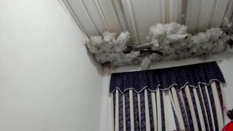 Lauu G online show from April 22, 12:18 pm