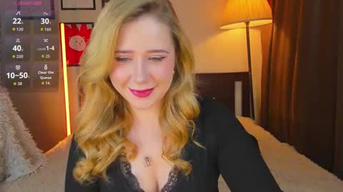 Snapshot of lavender_tender chatting on February 20, 8:31 pm Lav online show from February 20, 8:31 pm