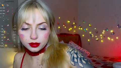 Snapshot of lavenderlav chatting on December 26, 11:10 am Melissa online show from December 26, 11:10 am