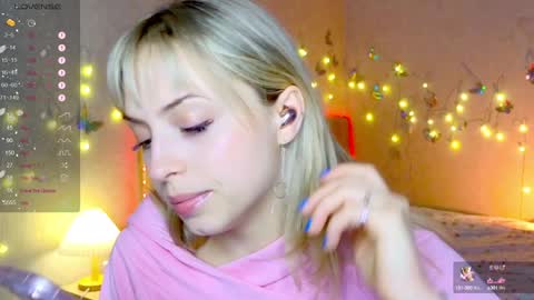 Snapshot of lavenderlav chatting on January 11, 11:34 am Melissa online show from January 11, 11:34 am