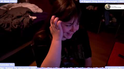 Snapshot of lavendermei chatting on December 14, 1:33 am LavenderMei online show from December 14, 1:33 am