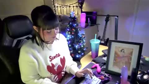 Lavenderrzz online show from December 20, 12:56 pm