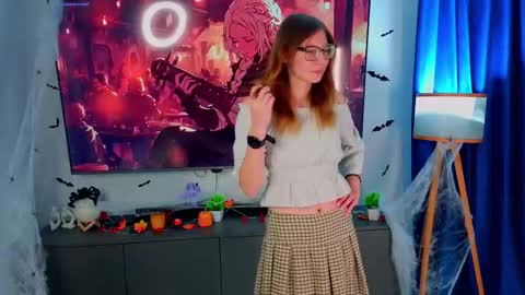 Snapshot of laveniadevoss chatting on November 24, 8:03 am Gloria online show from November 24, 8:03 am