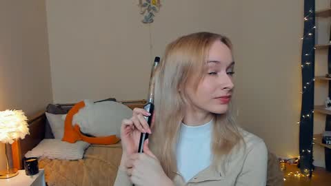 lavernewendland online show from March 28, 7:30 am