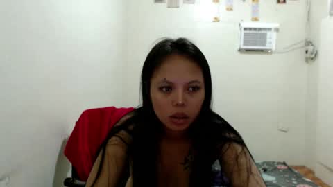 Snapshot of lavvenderr chatting on July 3, 6:42 am lavvenderr online show from July 3, 6:42 am