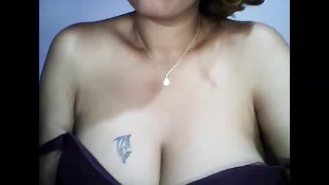 Snapshot of layanah12 chatting on January 9, 3:23 pm layanah12 online show from January 9, 3:23 pm