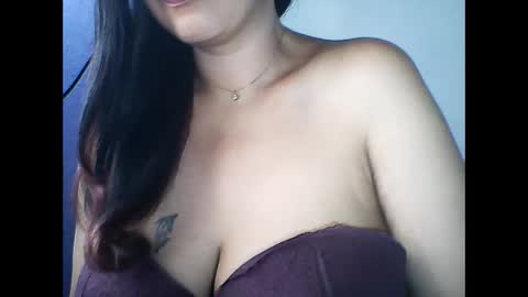 layanah12 online show from March 22, 4:49 am