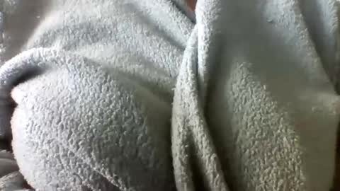 layannalea online show from April 17, 5:49 pm