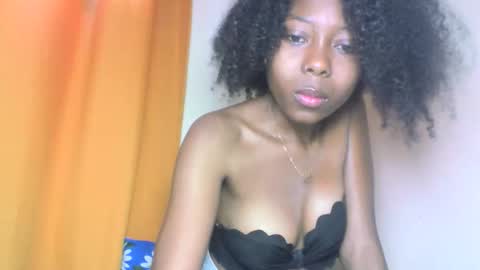 layannek online show from September 22, 6:26 am