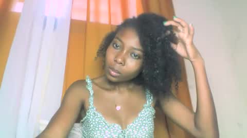 layannek online show from October 13, 2:55 am