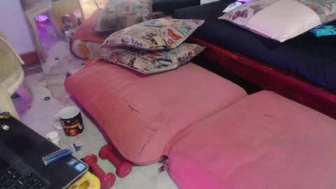 Snapshot of laye19 chatting on January 19, 4:25 pm Laye19 online show from January 19, 4:25 pm