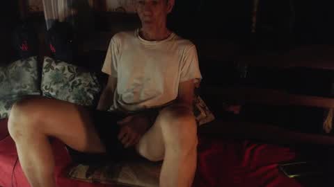 Laye19 online show from November 8, 9:09 am