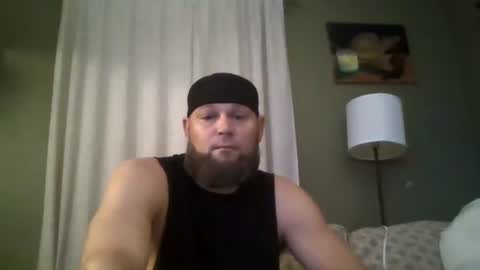 layinlow42 online show from October 21, 5:19 am