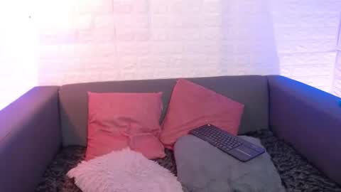 Layla online show from February 17, 11:20 pm