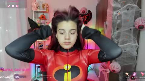 Layla online show from October 17, 2:41 pm