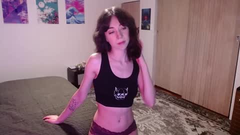 Snapshot of layla_hex chatting on February 28, 5:48 am Layla Hex online show from February 28, 5:48 am