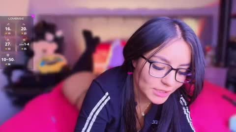 Snapshot of layla_nicols chatting on February 20, 3:52 pm Layla online show from February 20, 3:52 pm