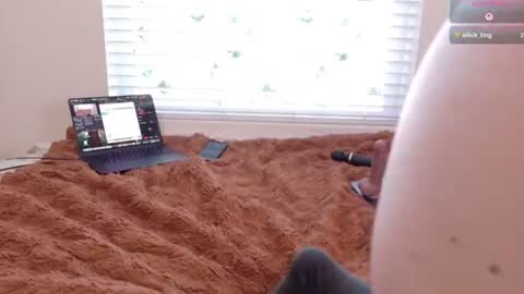 Snapshot of laylaababy chatting on July 7, 7:40 pm Layla online show from July 7, 7:40 pm