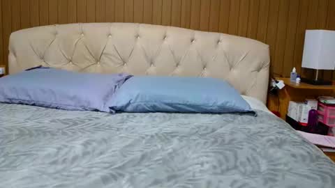 Snapshot of laylabrasil chatting on December 5, 2:42 am kelly online show from December 5, 2:42 am